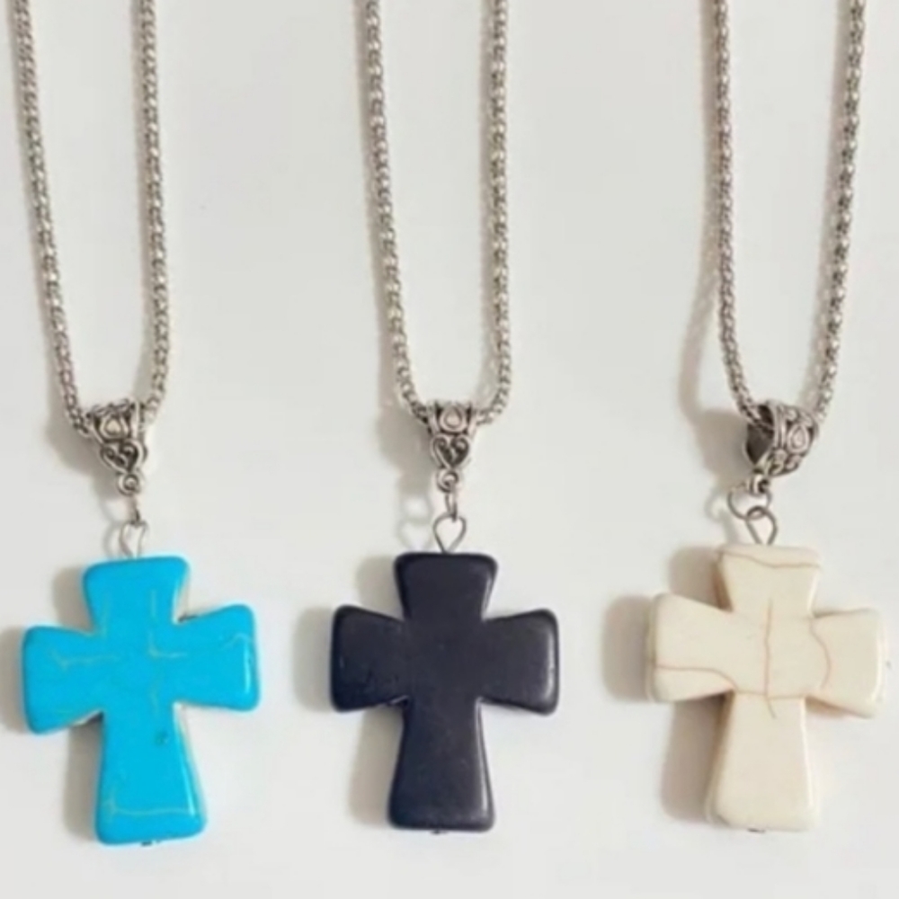 Blue Tourquise Cross Necklace Crucifx Silver 18" Chain and 2-1/2" extender NEW